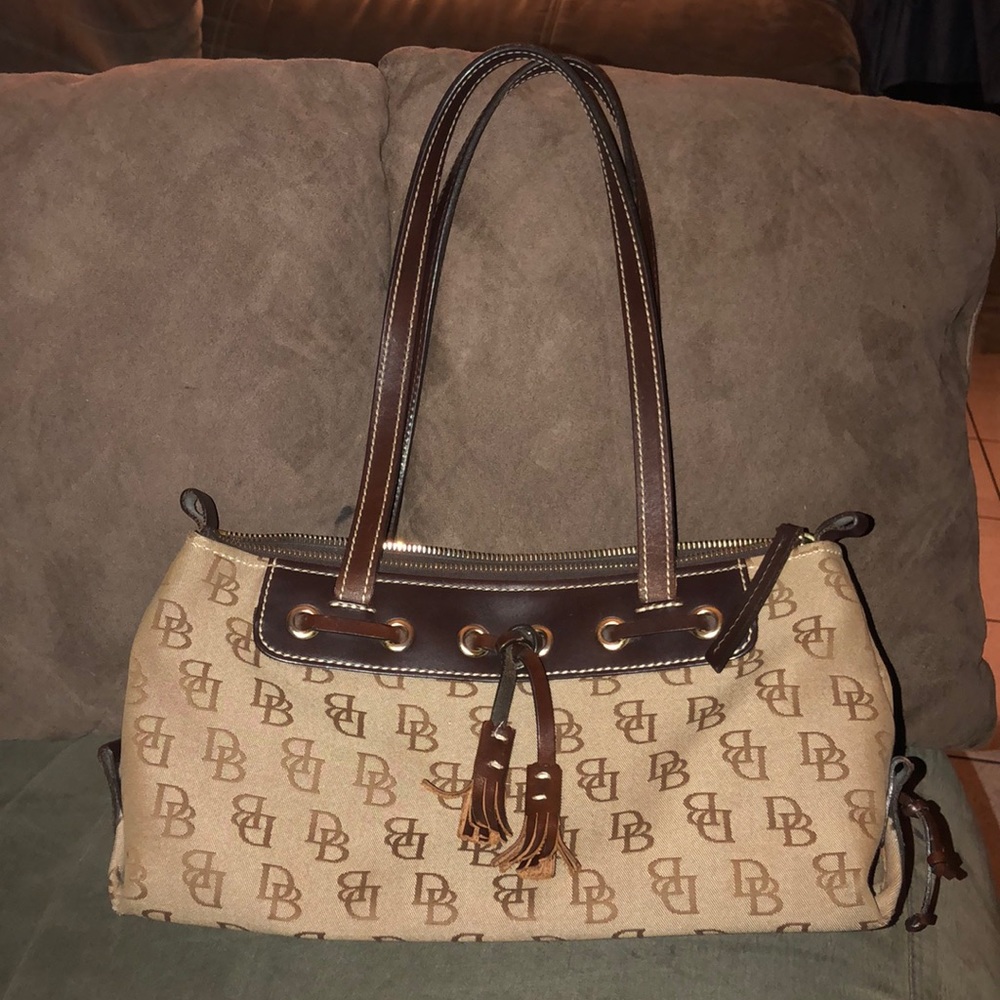 Dooney & Bourke Bag